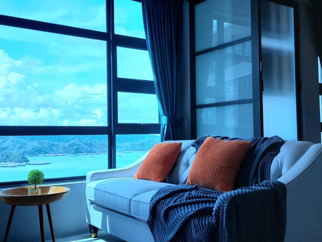 J'Stay Seaview Suite Jesselton Quay קוטה קינבלו מראה חיצוני תמונה